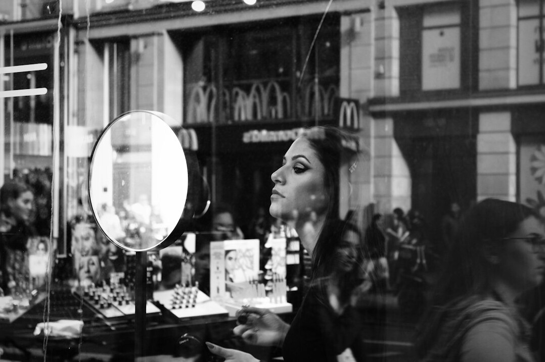 woman browsing jewelry store